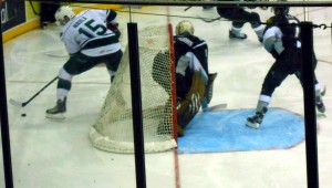 The Aeros kept pressure on San Antonio throught the last home game of the 2013 season. Photo R. Anderson