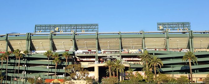 Negotiations Continue in Quest for MLB to Play Ball in 2020